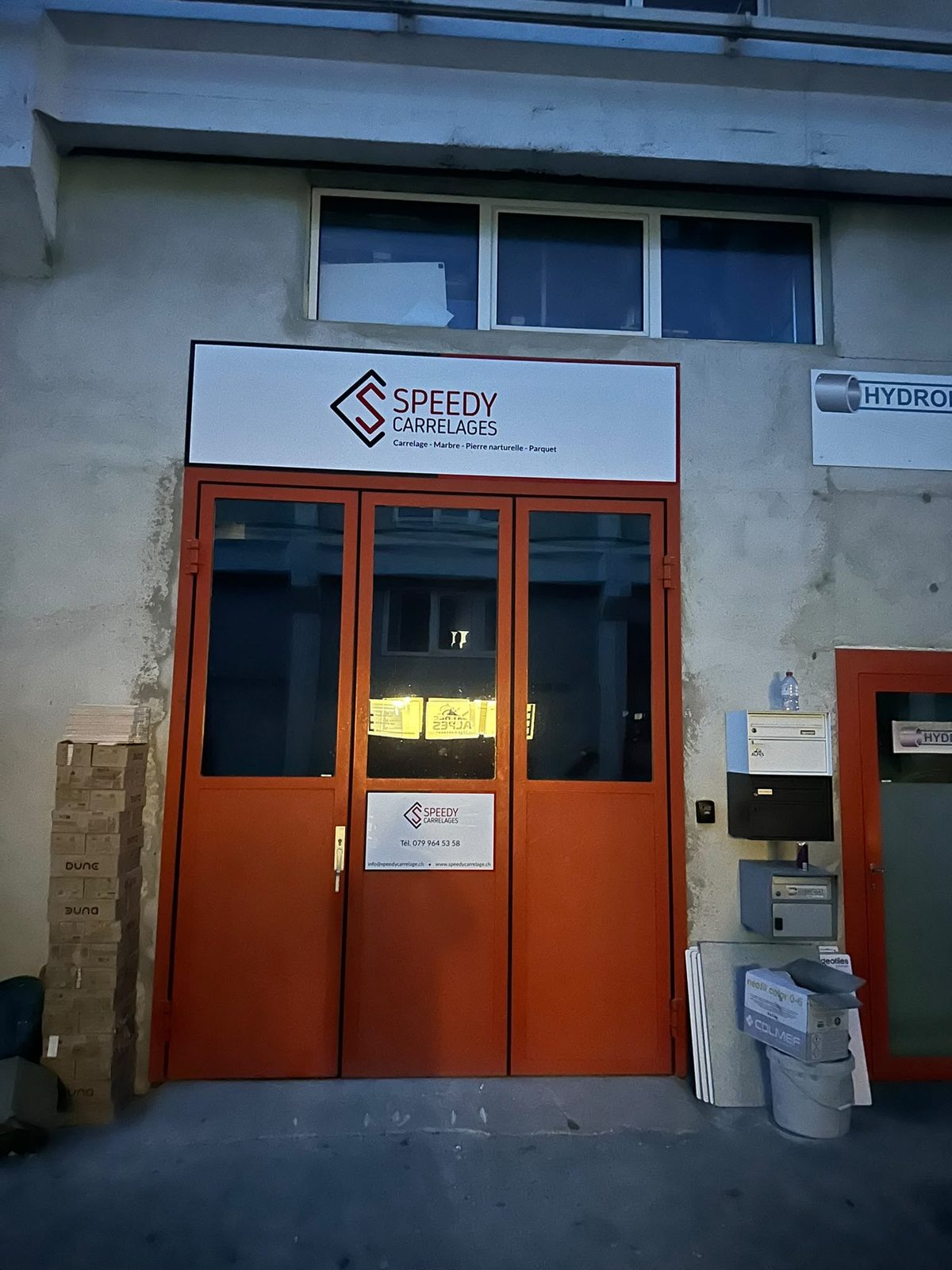 Un dépôt à Genève